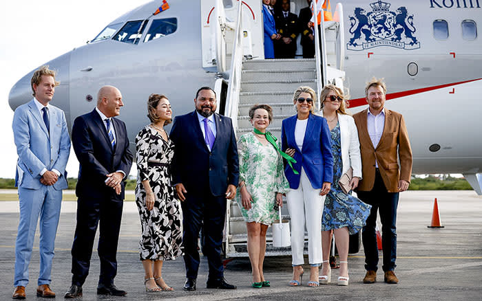 Guillermo y Máxima de Holanda comienzan su gira por el Caribe 