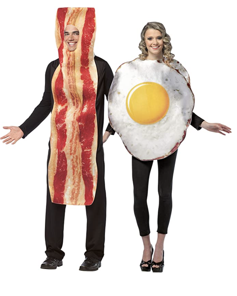 couples halloween costumes bacon and egg