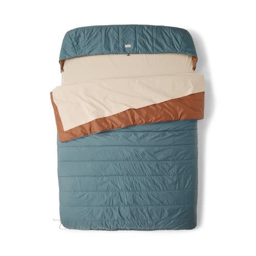 9) Camp Dreamer Double Sleep System