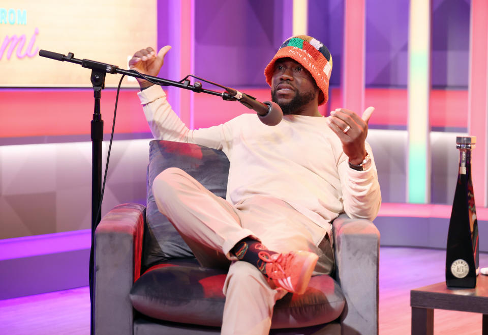 MIAMI BEACH, FLORIDA - JUNE 3: Kevin Hart is seen during the live taping of SiriusXM's 