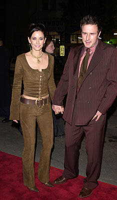 Courteney Cox and David Arquette at the Mann's Chinese Theater premiere of Warner Brothers' 3000 Miles To Graceland