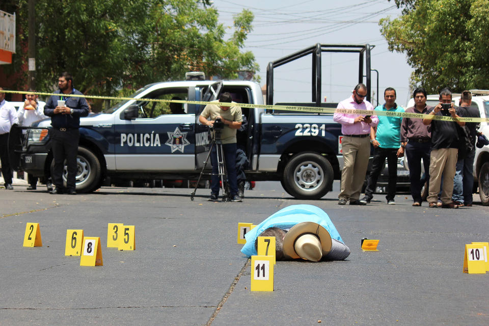 Protests and funeral Mass for slain Mexican journalist Javier Valdez