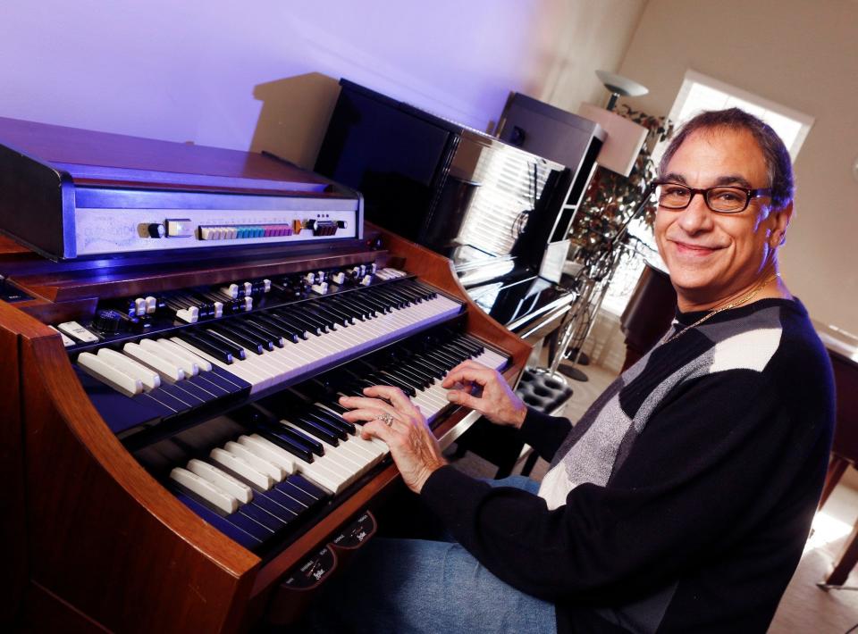 Columbus jazz organist Tony Monaco will give a free concert at 7 p.m. Sunday as part of the Concerts on the Green series sponsored by the Worthington Parks & Recreation Department.