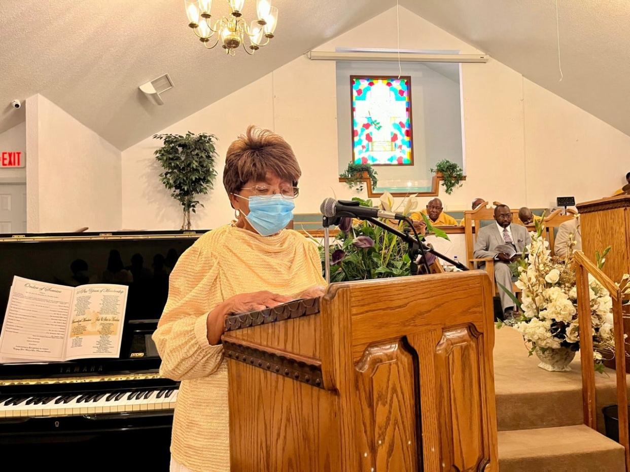 May McCants Stafford gives a talk to the congregation on the history of Mt. Moriah Missionary Baptist Church during the church’s 155th anniversary afternoon service, held May 15. Stafford was recognized in the anniversary program as one of 28 members with 50 plus years of membership at Mt. Moriah.