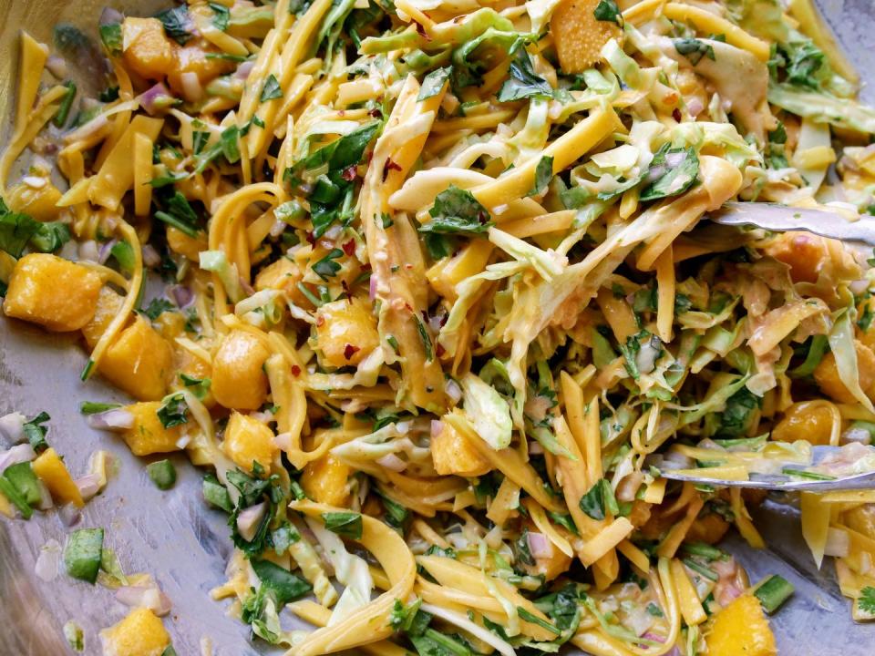 Spicy Mango Slaw