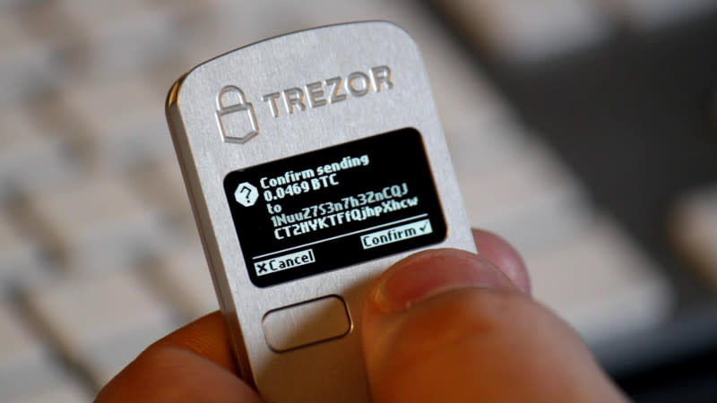 Trezor bitcoin cryptocurrency wallet