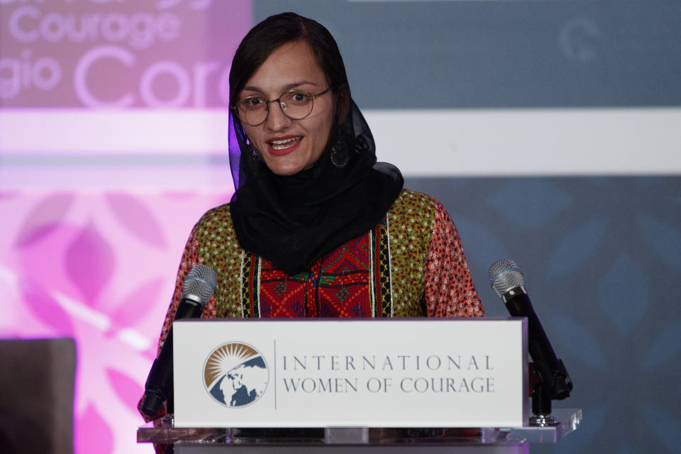 阿富汗最年輕女性市長暨女權人士加法里（Zarifa Ghafari）告訴英國媒體，她曾多次遭受死亡威脅，如今塔利班再次上台，她只能坐等接受處決. (AP Photo/Carolyn Kaster)