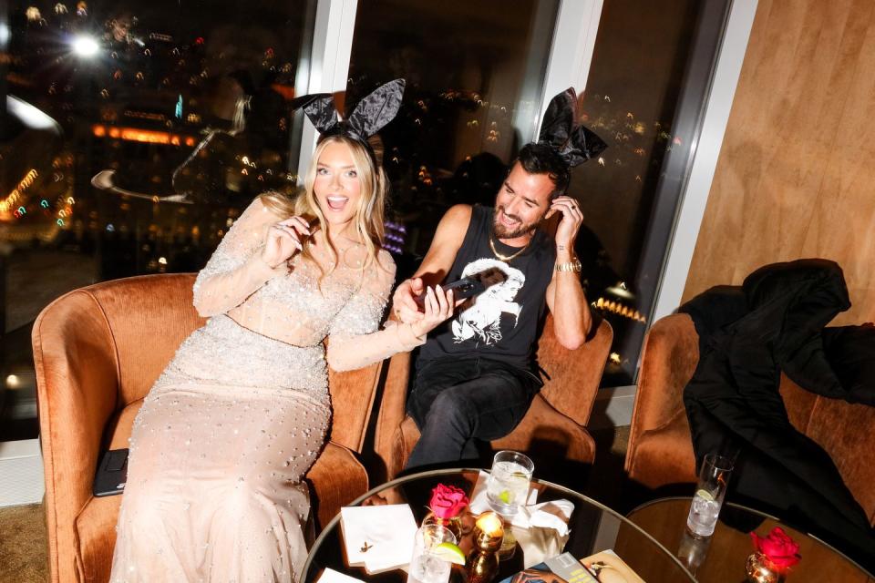 new york, ny may 02 justin theroux r attends the cardi b x playboy afterparty for the met gala at the boom boom room at the standard on may 2, 2022 in new york city photo by rebecca smeynegetty images