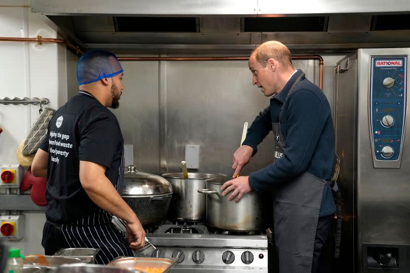 William helps to make a bolgonese sauce