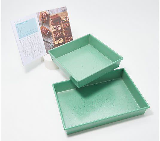 4) Square and Rectangular Baker Set