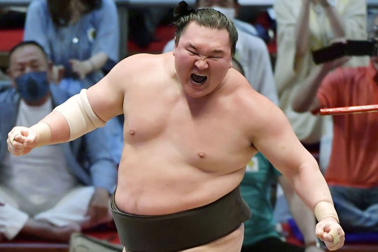 Hakuho, de 36 años, durante su última victoria, en Nagoya, en julio pasado