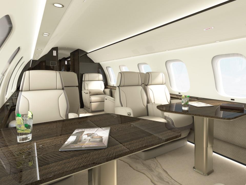 Bombardier Global 8000.