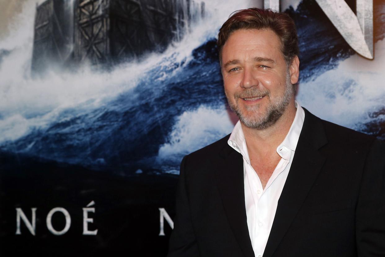 El actor australiano Russell Crowe posa antes de la proyección de su nueva película 