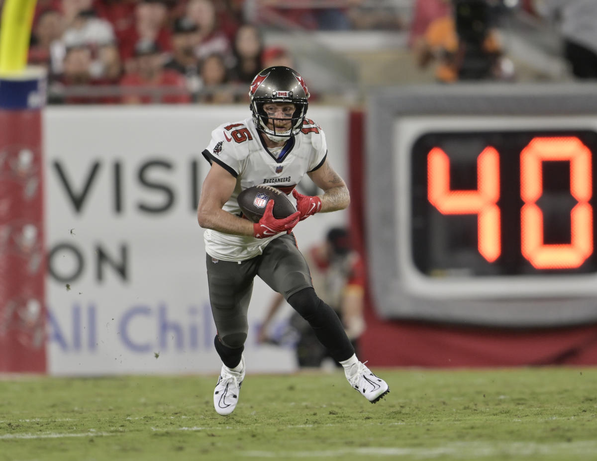 Buccaneers WR Cole Beasley retires 2 weeks after signing with Tampa Bay