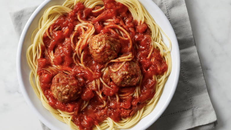 Fazoli's Spaghetti with Meatballs