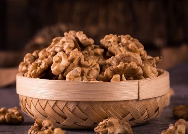 5 Reasons To Include Walnuts In Your Child's Diet