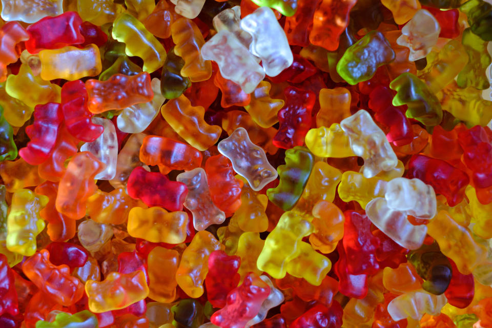 Die Gummibären werden bei der deutschen Traditionsmarke Haribo noch zu 100 Prozent im Heimatland hergestellt. (Symbolbild: Getty Images)