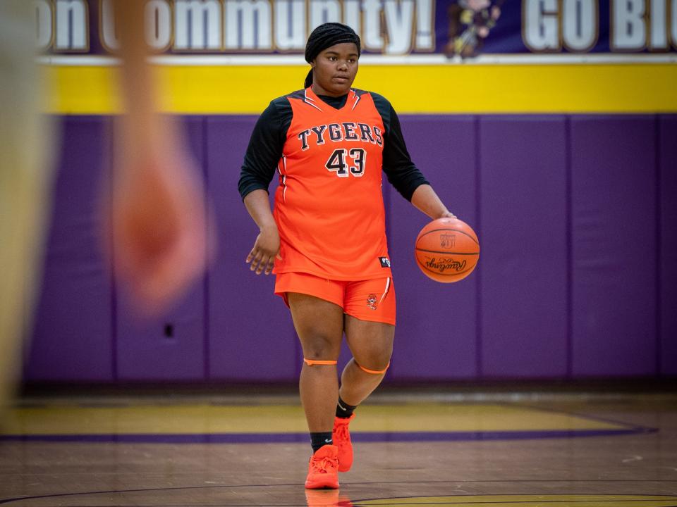 GALLERY: Mansfield Senior at Lexington Girls Basketball