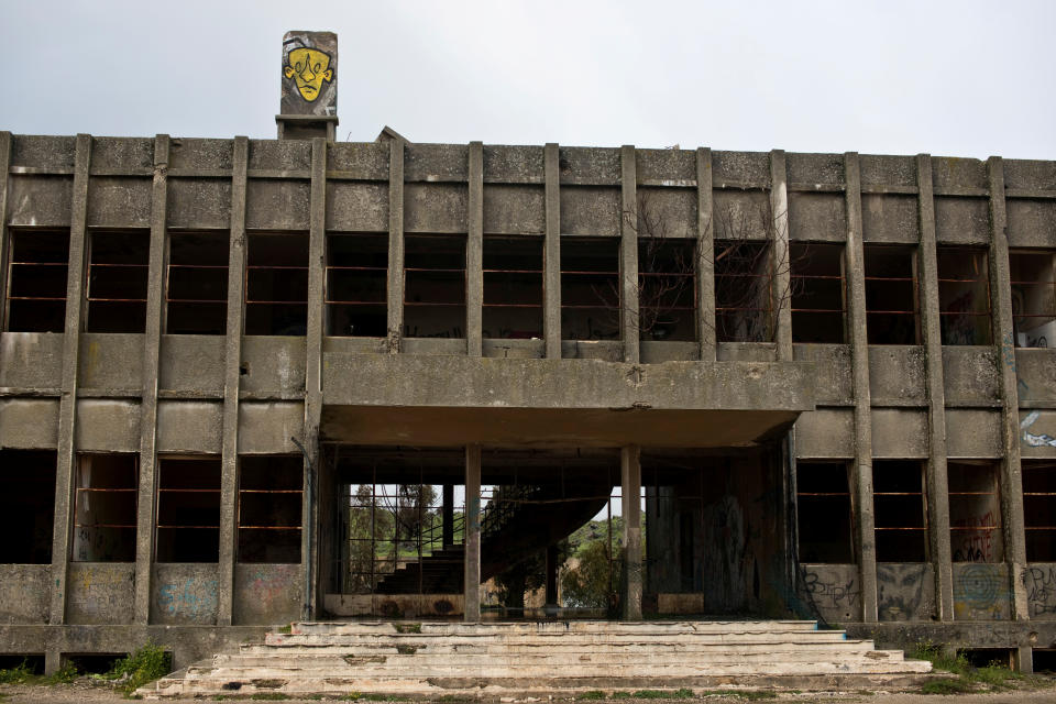 Part of an abandoned Syrian building is seen in the Golan Heights, in territory that Israel captured from Syria in the 1967 Middle East war, February 27, 2019. Once a military headquarters, it is one of many Syrian buildings left deserted and abandoned since wars fought half a century ago.  (Photo: Ronen Zvulun/Reuters)