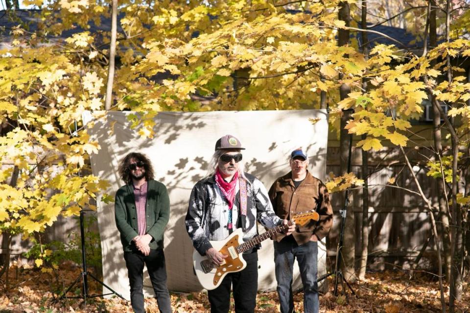 Dinosaur Jr. will play The Burl at Lexington on Sept. 2.