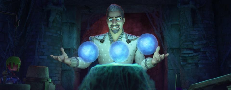 The ruling sorcerer of Rosas, King Magnifico (voiced by Chris Pine), controls whose wishes are granted in "Wish."