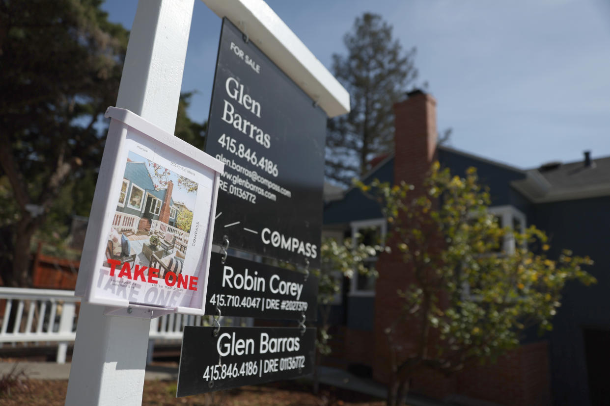 A for sale sign is posted in front of a home for sale on March 18, 2022 in San Rafael, California. Sales of existing homes dropped 7.2 percent in February as mortgage rates top 4 percent. (Photo by Justin Sullivan/Getty Images)