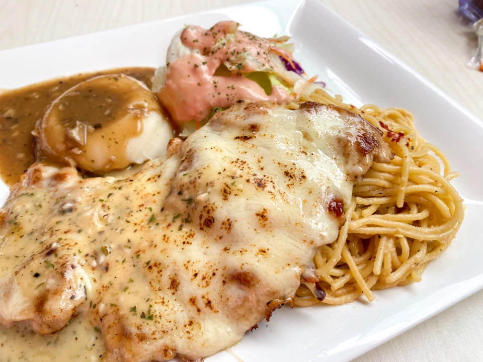 Cheesy Chicken Chop 