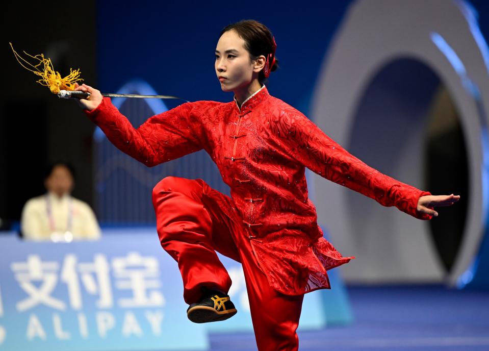 陳穗津在女子太極拳太極劍全能的太極拳項目，奪得一面銅牌。(Xinhua via Getty Images)