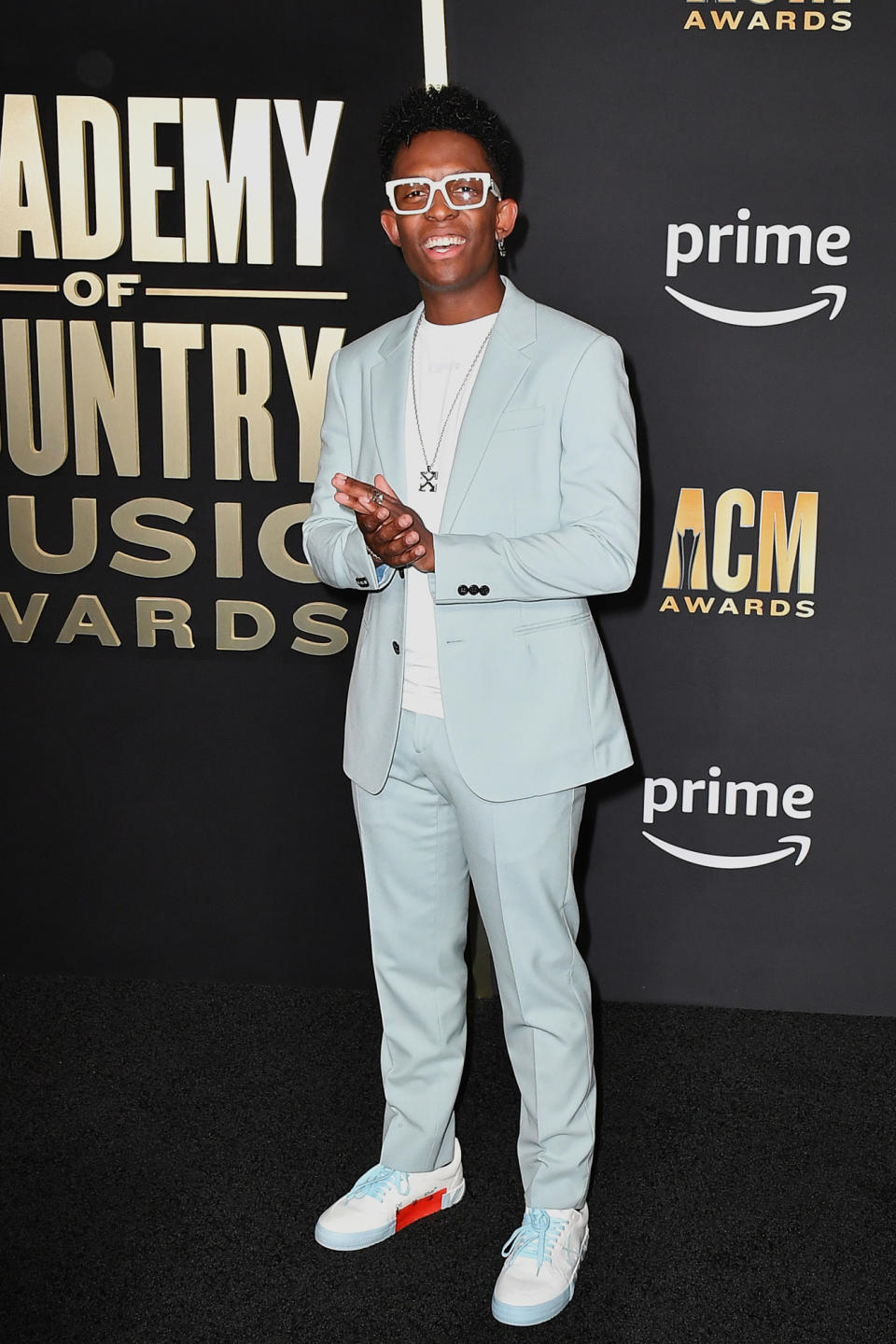 See the Hottest Hunks at the 2023 ACM Awards: Kane Brown, Hardy, Dak ...