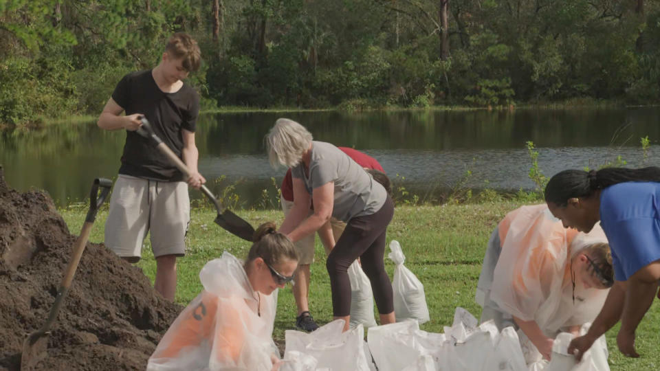 Residents prepare sandbags ahead of a possible hurricane in Volusia County, Fla. (NBC News)
