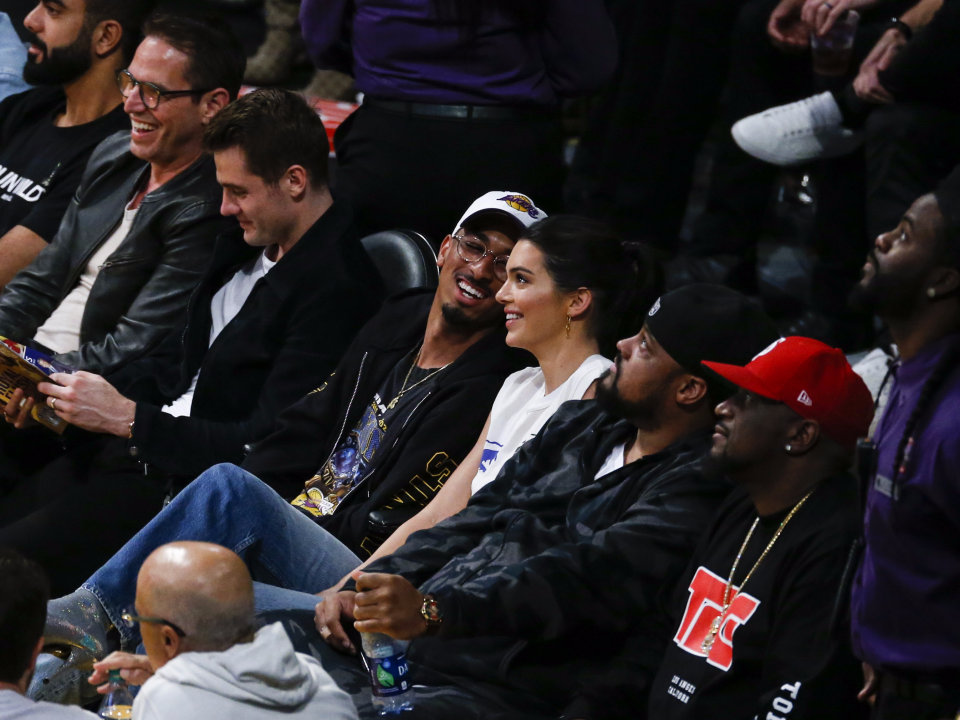 Kendall Jenner lakers game