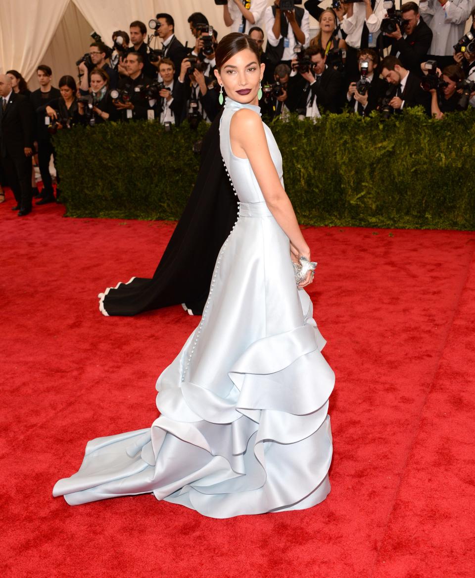 <h1 class="title">Lily Aldridge in Carolina Herrera</h1><cite class="credit">Photo: Getty Images</cite>