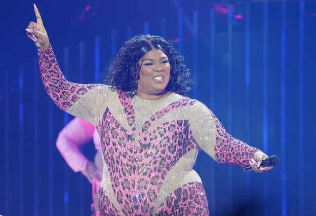 Lizzo Celebrated Her 'Mandalorian' Cameo With the Sweetest  Behind-the-Scenes Photos