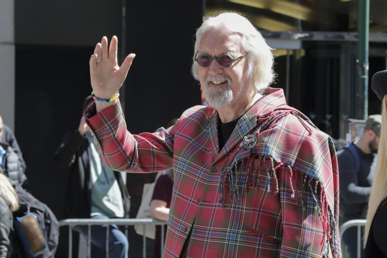 Grand Marshal Billy Connolly and Family (Wife Pamela Stephenson, daughters Scarlett and Amy) during the New York City Tartan Day Parades, in New York, on April 6, 2019. (Photo by Luiz Rampelotto/NurPhoto via Getty Images)