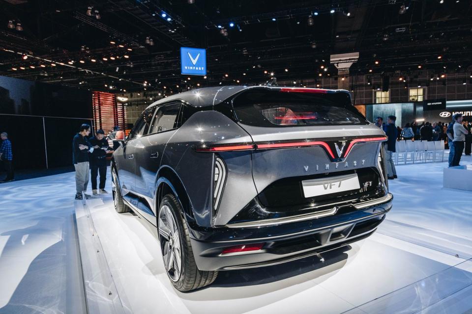 2024 vinfast vf7