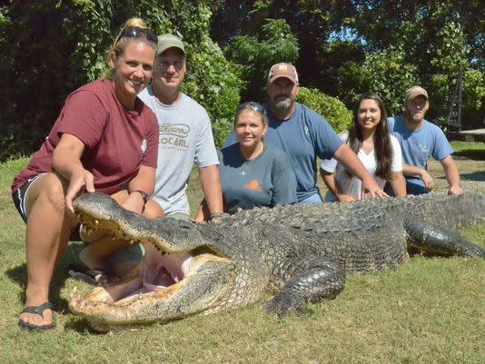 Pictured: Tiffany Wienke, her husband William Wienke, Krissie Gibson, Tim Giibson, Brandice Nowell and Dusty Oubre.