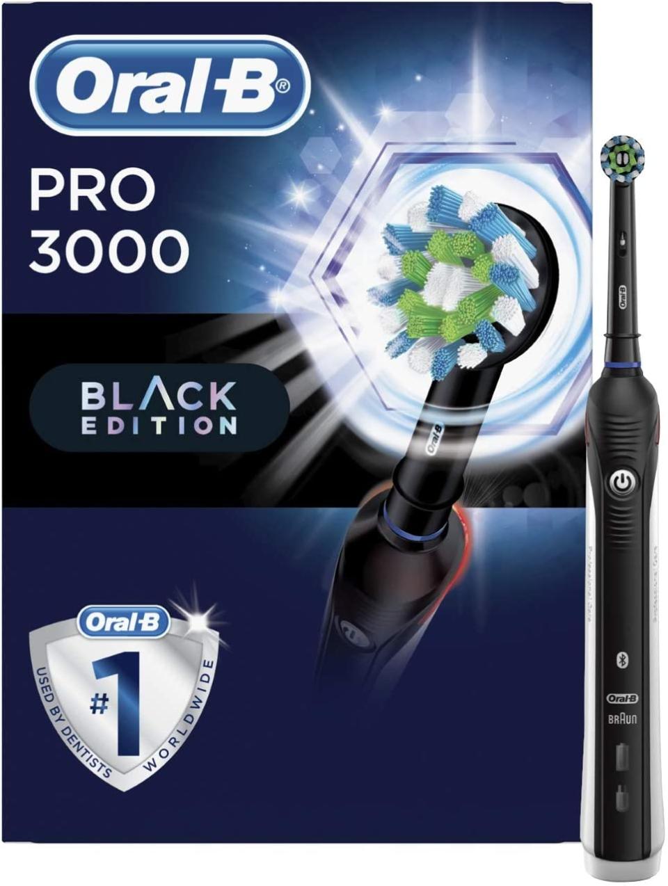 Oral-B Pro 3000 3D White Electric Toothbrush. Image via Amazon.