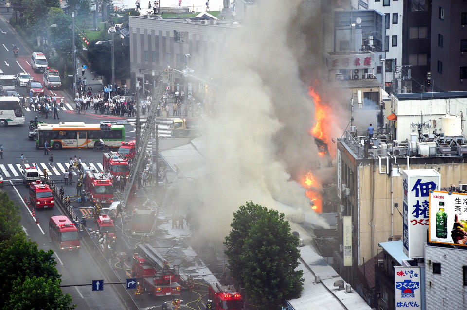 <p>A fire destroyed several buildings outside Tokyo’s famed Tsukiji fish market on August 3, 2017 in Tokyo, Japan. (Photo: The Asahi Shimbun via Getty Images) </p>