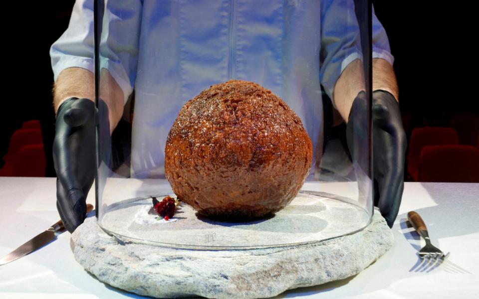 A meatball made from mammoth flesh - PIROSCHKA VAN DE WOUW