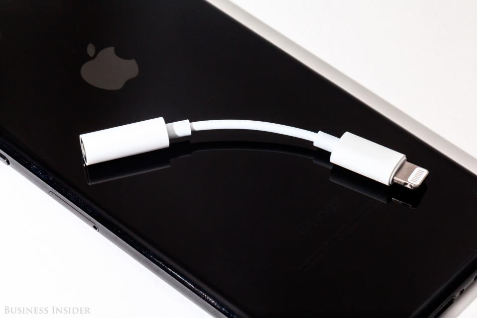 iPhone 7 headphone dongle