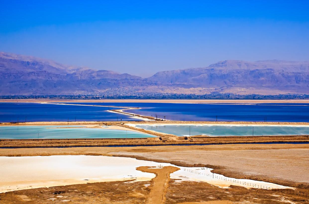 A view of the Dead Sea in Jordan - ©Lapidus - stock.adobe.com