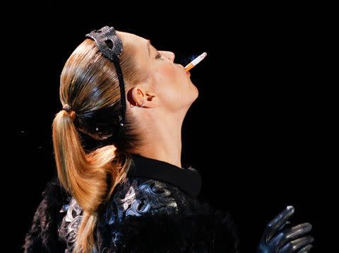 Kate Moss Smokes A Cigarette On The Louis Vuitton Catwalk
