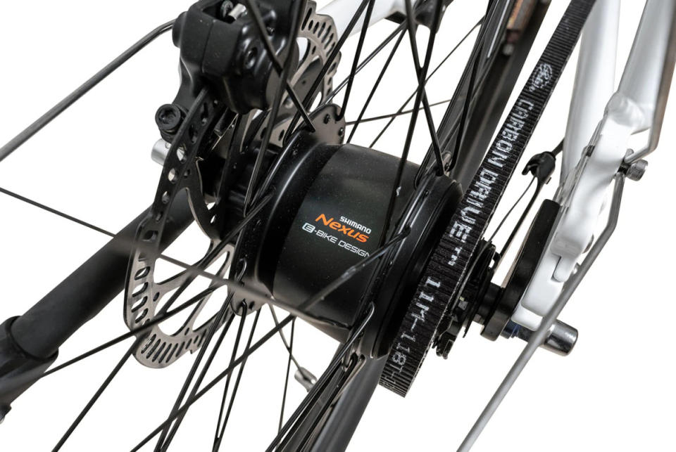 This is a great example of a rear internal hub and Gates Carbon Drive system.<p>Priority Bicycles</p>