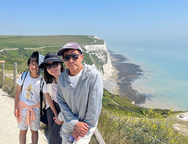 Adrian 去年與家人從香港移民英國。（英國傳媒 MyLondon.News圖片）