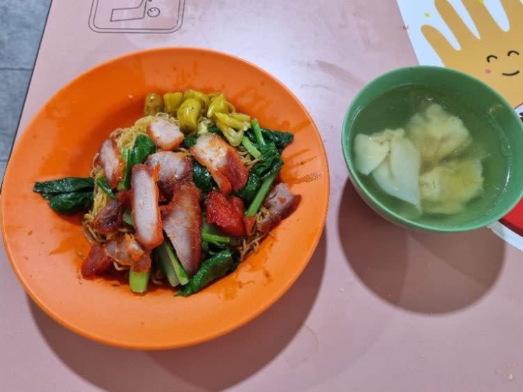 toa payoh lorong 8 - hai kee noodle closeup