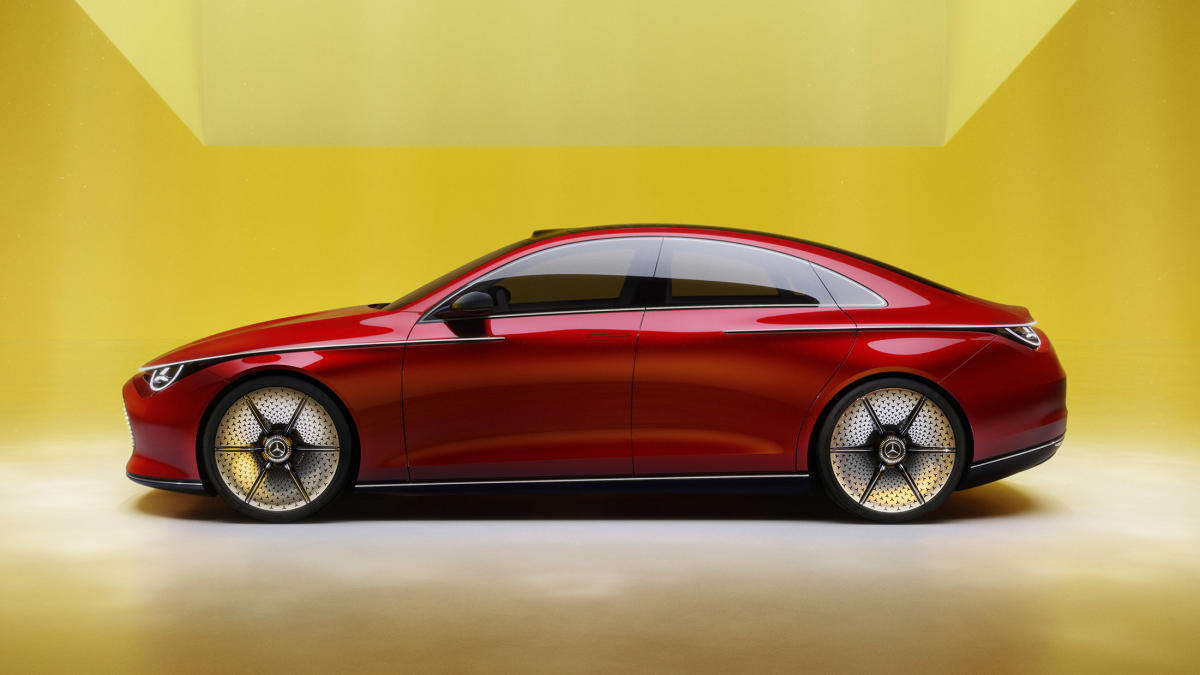 Mercedes Benz разкри своя близък до производство Concept CLA Class