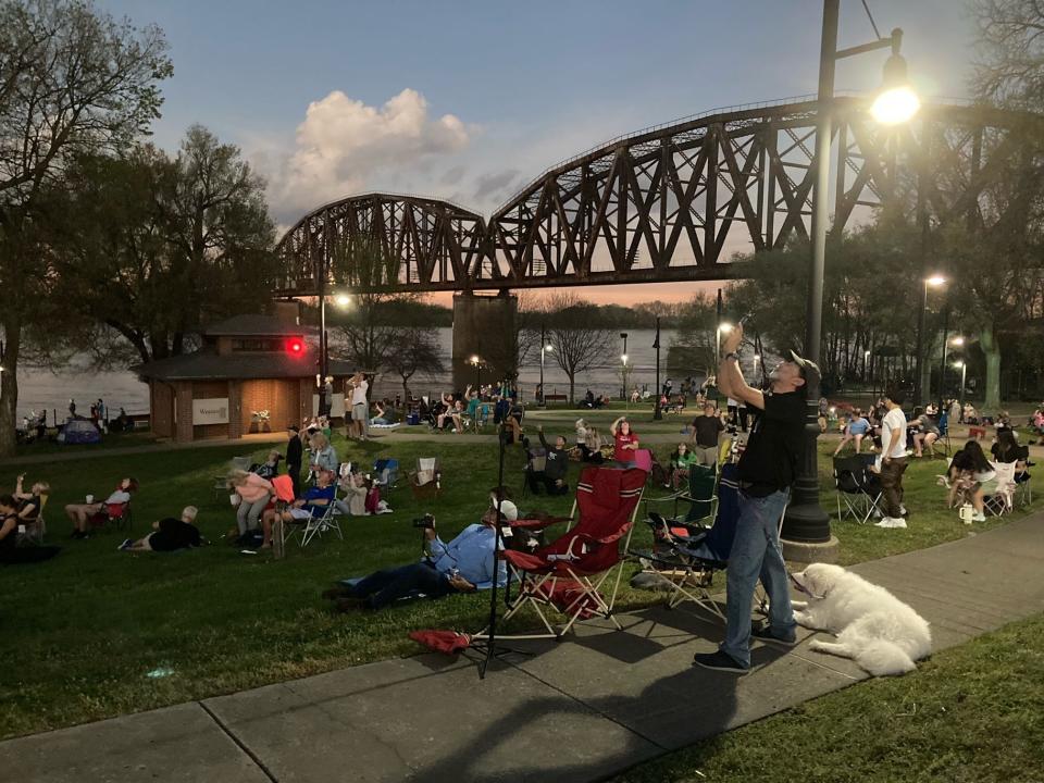 The solar eclipse reaches totality in Henderson, Kentucky, along the Ohio River's edge on April 2, 2024.