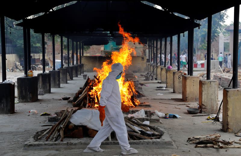 FILE PHOTO: Outbreak of the coronavirus disease (COVID-19) in New Delhi