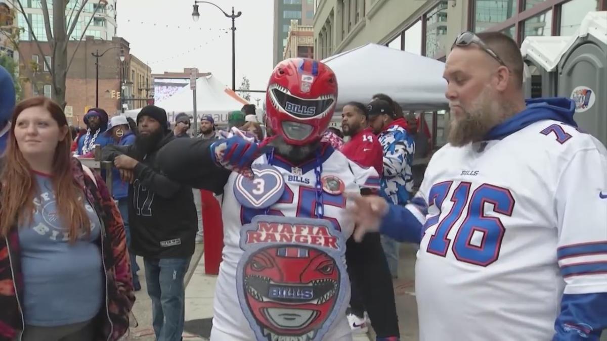 Bills fans celebrate first win of season on Chippewa Street