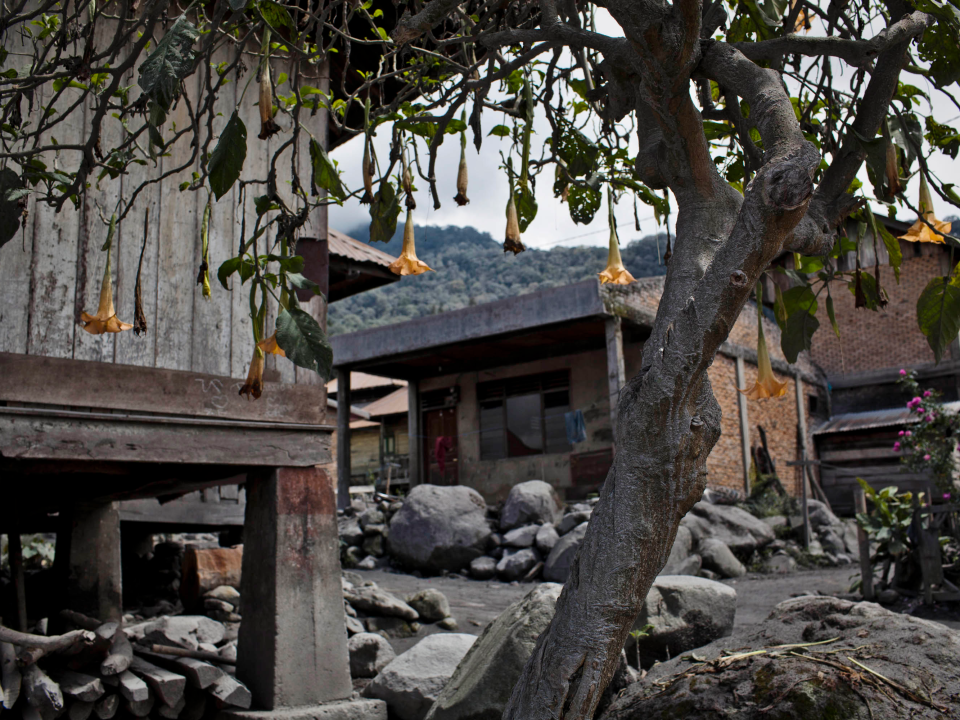 Das verlassene Dorf Mardinding in Karo, Indonesien.